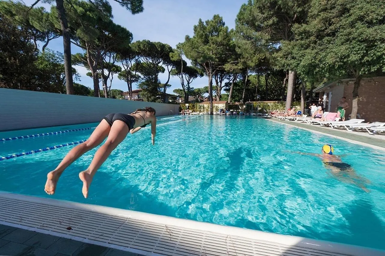 Buona Mobile Homes On Camping Mare E Pineta Lido di Spina Apartment
