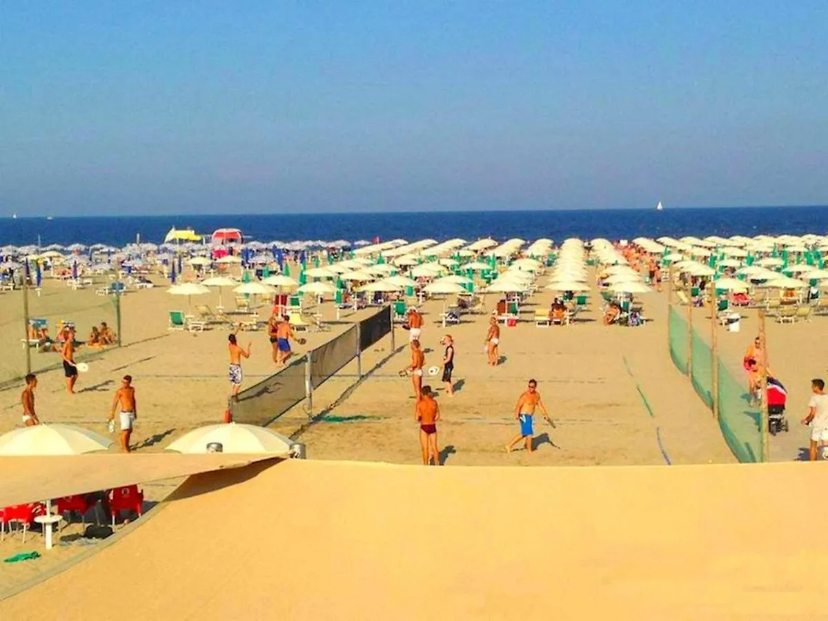 Buona Mobile Homes On Camping Mare E Pineta Lido di Spina