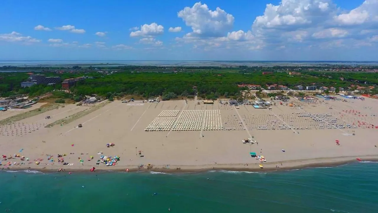 Apartment Buona Mobile Homes On Camping Mare E Pineta Lido di Spina