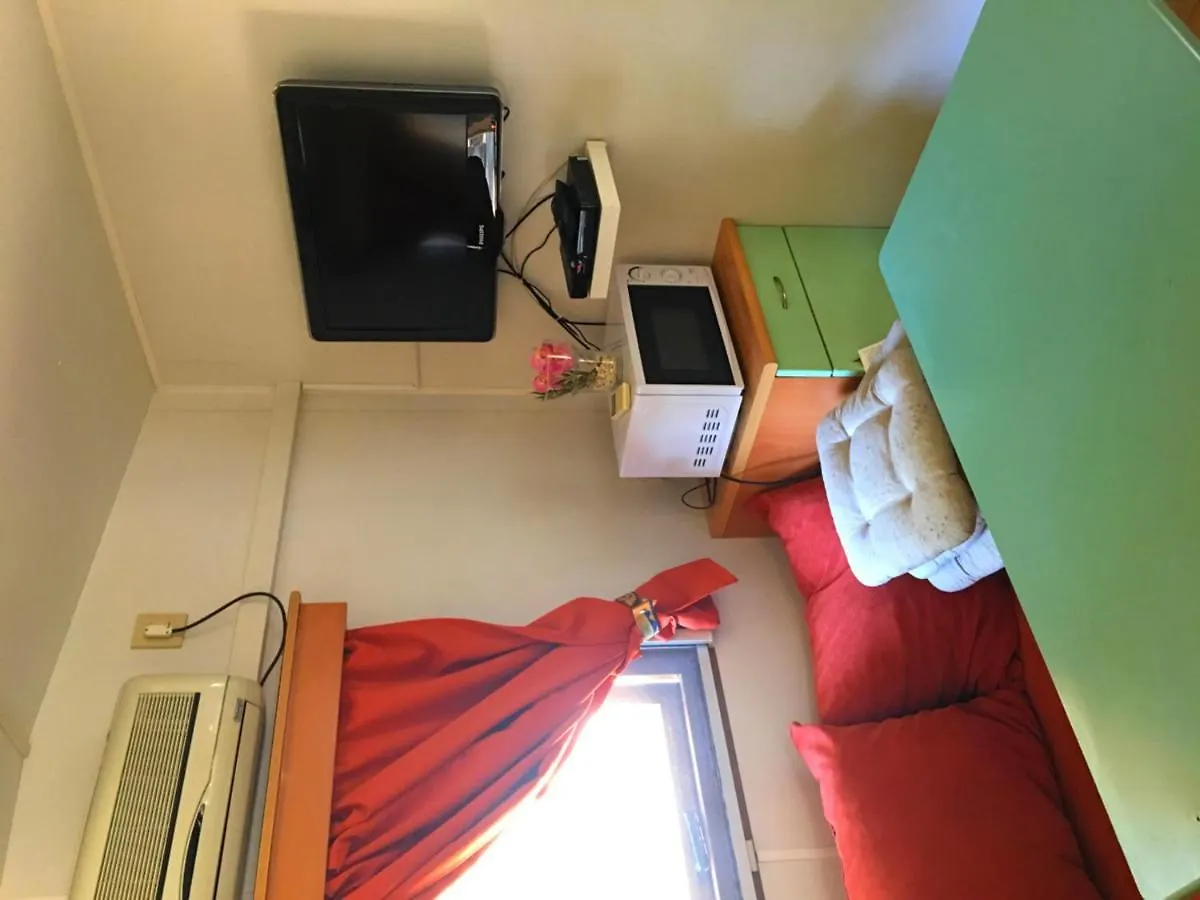 Apartment Buona Mobile Homes On Camping Mare E Pineta Lido di Spina Italien