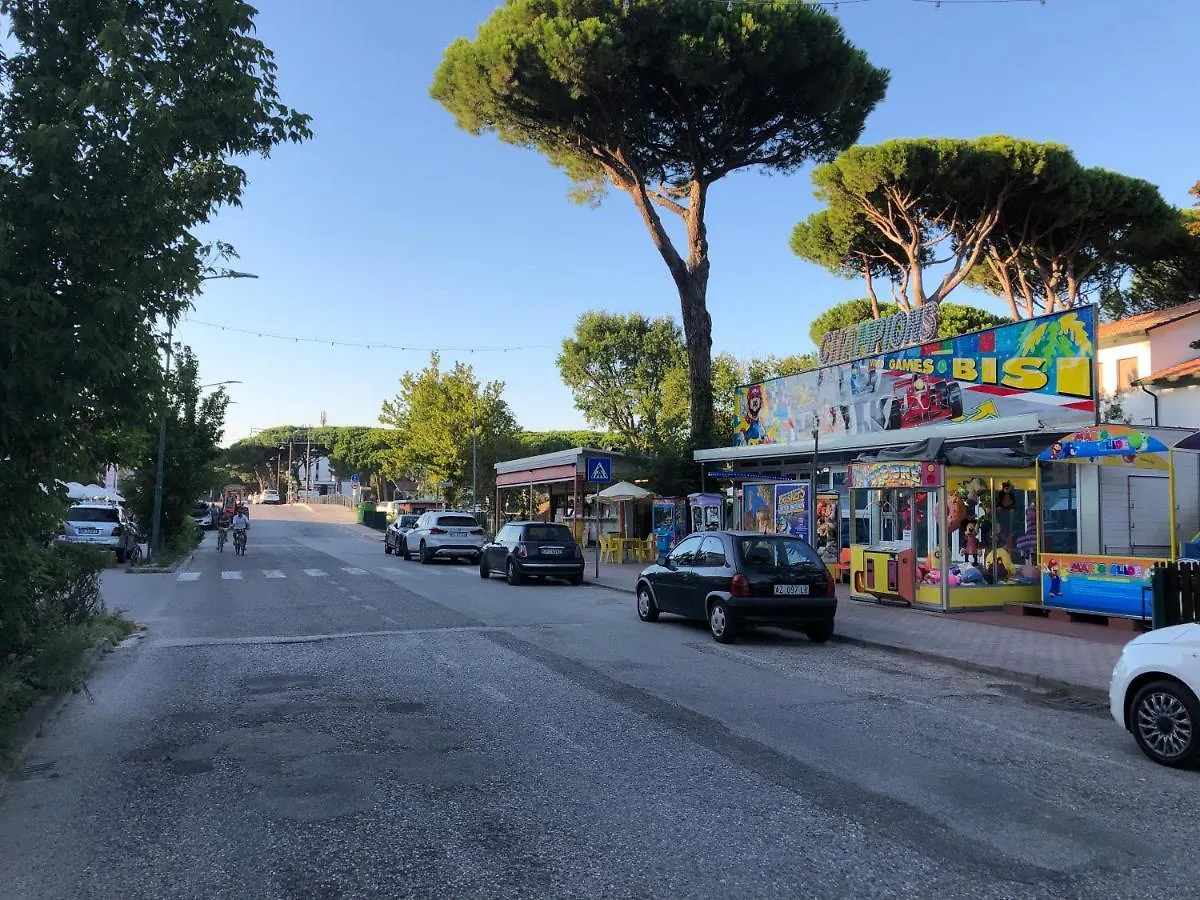Buona Mobile Homes On Camping Mare E Pineta Lido di Spina Apartment