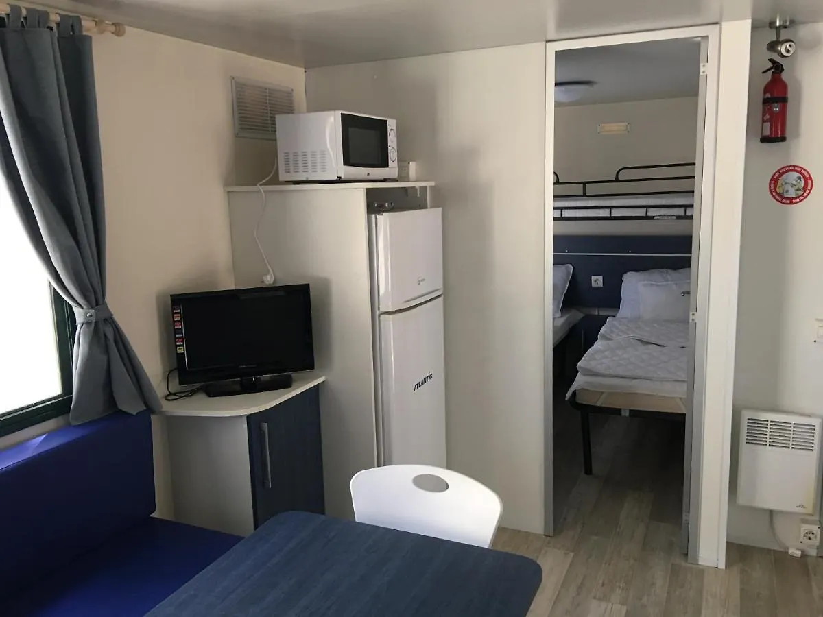 Buona Mobile Homes On Camping Mare E Pineta Lido di Spina 0*,