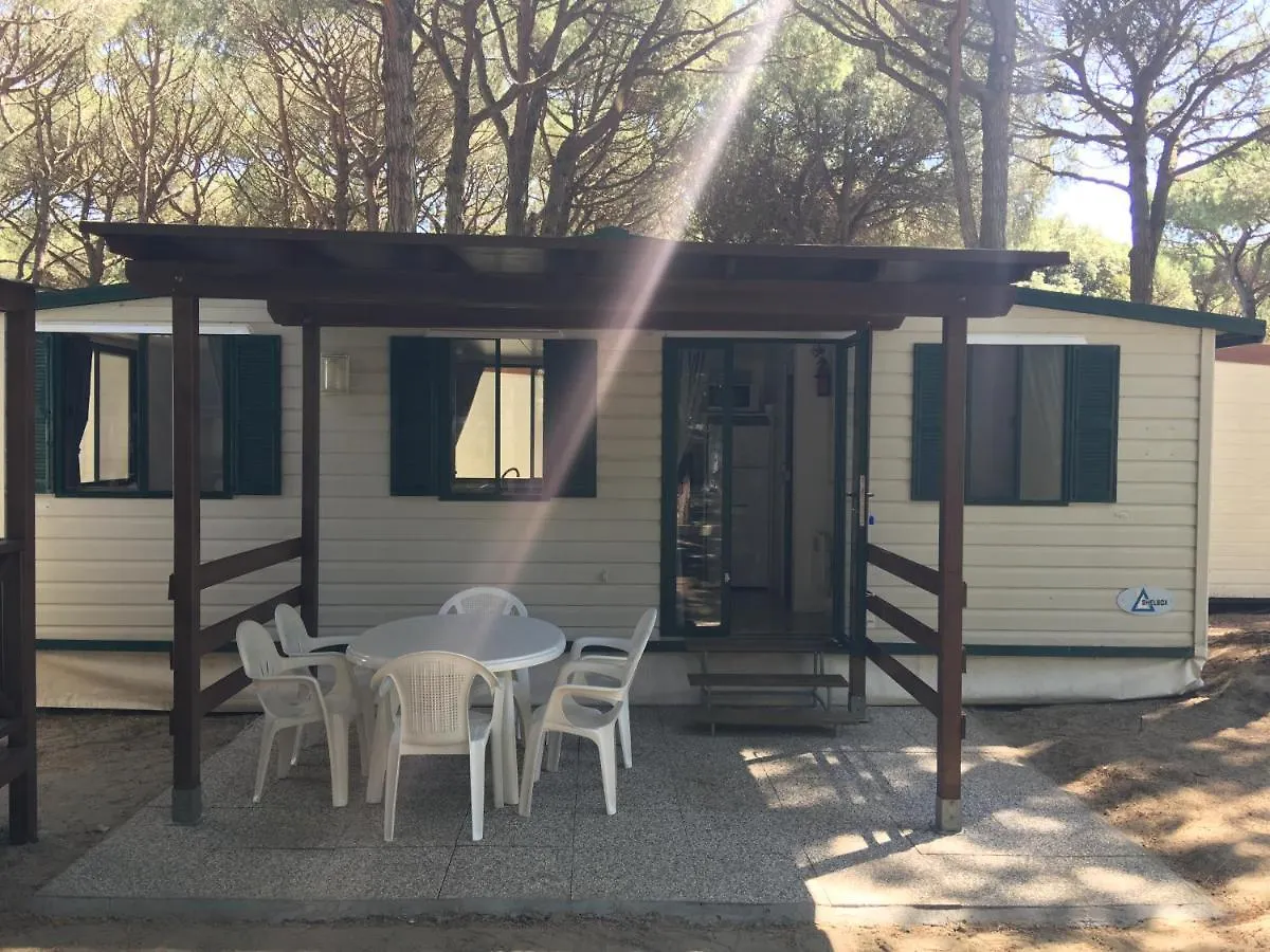 Buona Mobile Homes On Camping Mare E Pineta Lido di Spina Italien