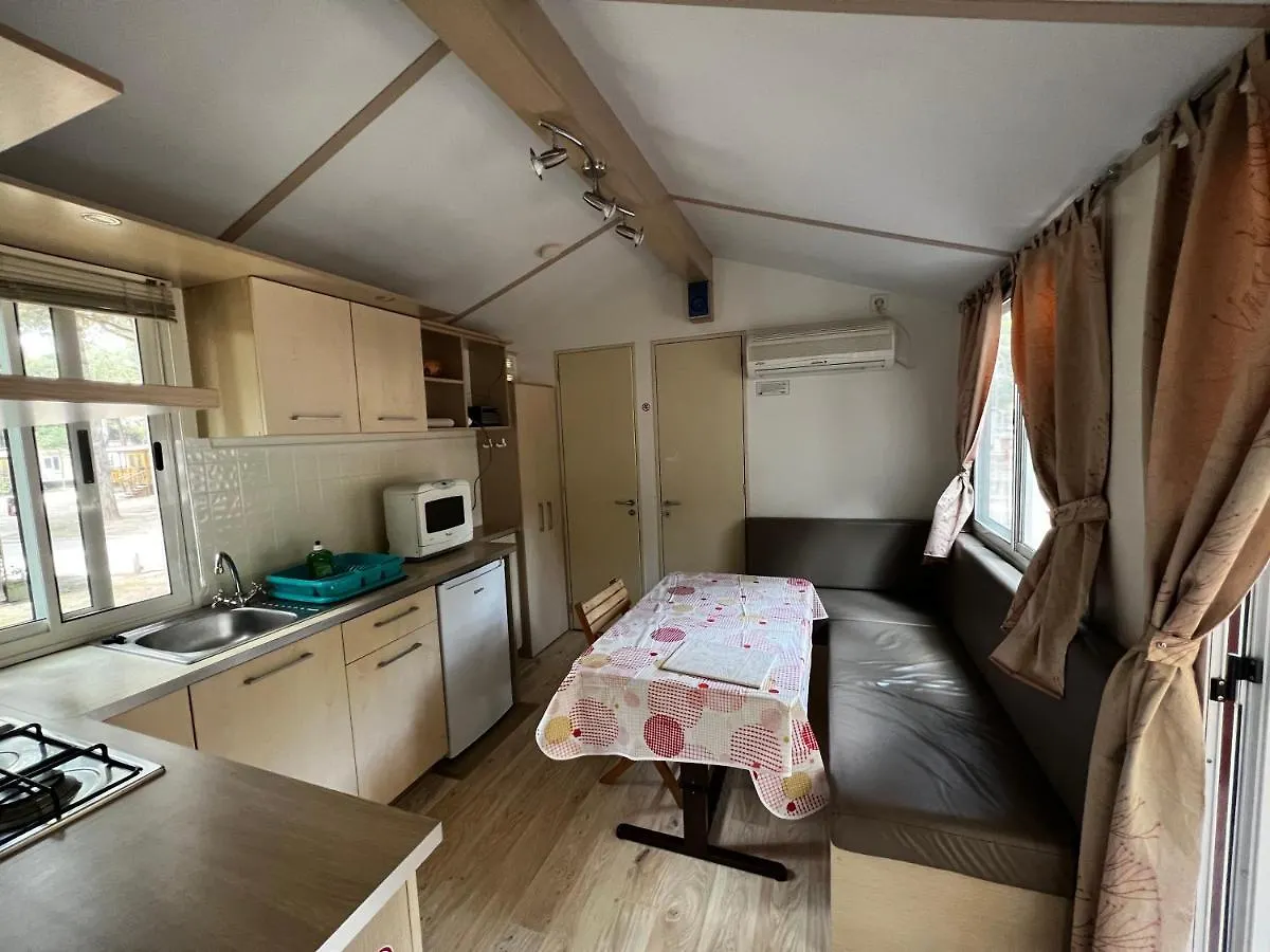 Apartment Buona Mobile Homes On Camping Mare E Pineta Lido di Spina
