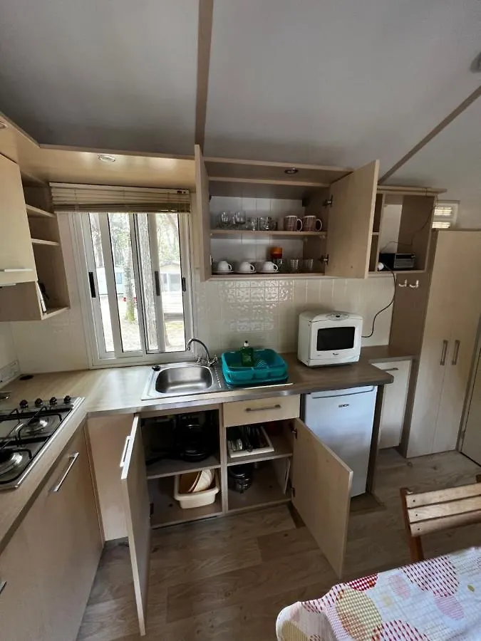 Buona Mobile Homes On Camping Mare E Pineta Lido di Spina 0*,