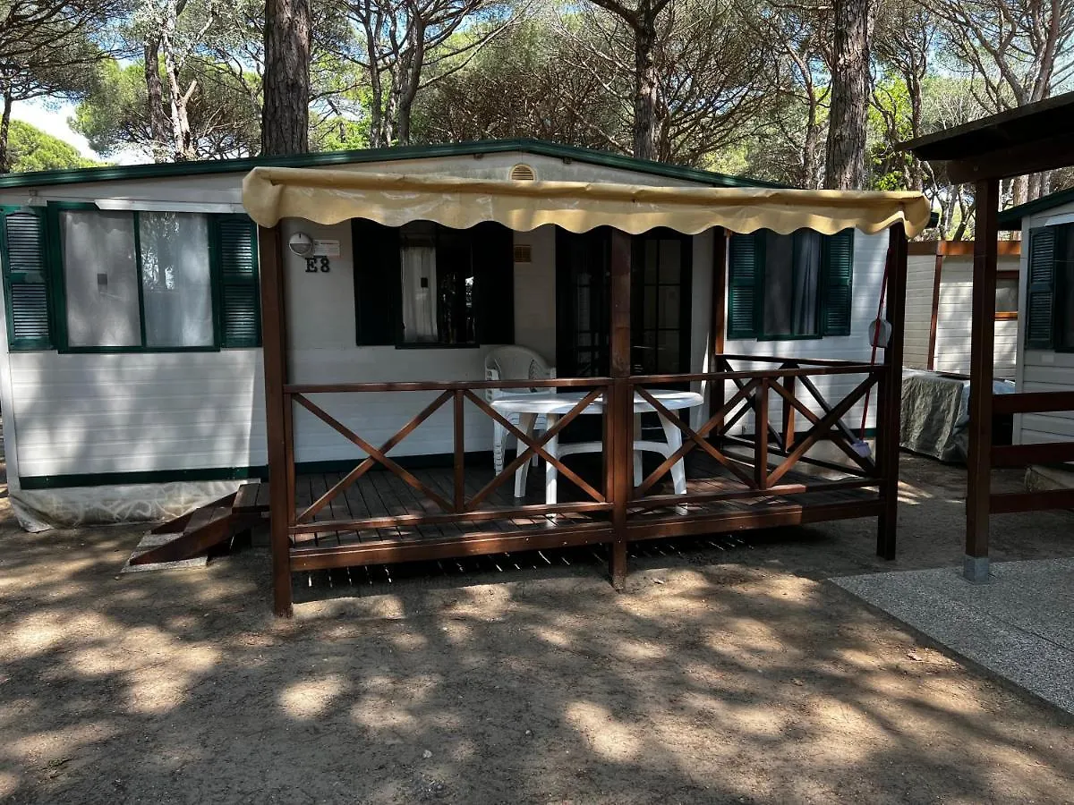 Buona Mobile Homes On Camping Mare E Pineta Lido di Spina 0*,  Italien