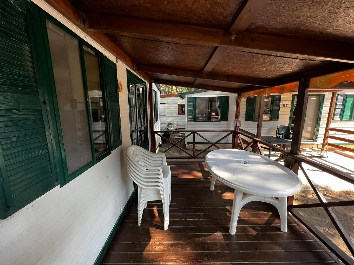 Buona Mobile Homes On Camping Mare E Pineta Lido di Spina Apartment